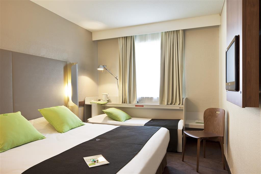 Hotel Campanile Nantes Centre - Saint Jacques Exterior foto